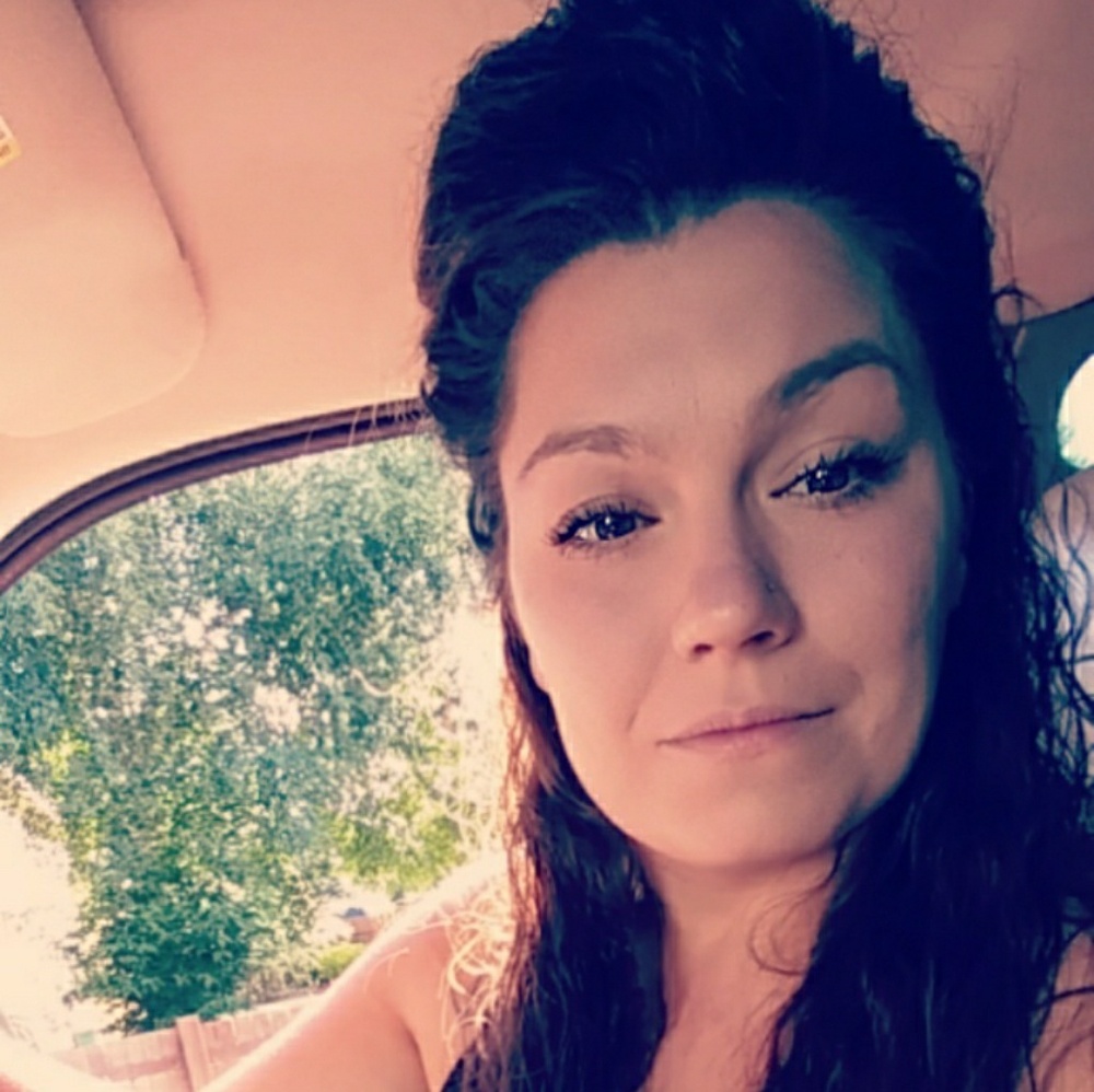 Meet your Posher, Alecia